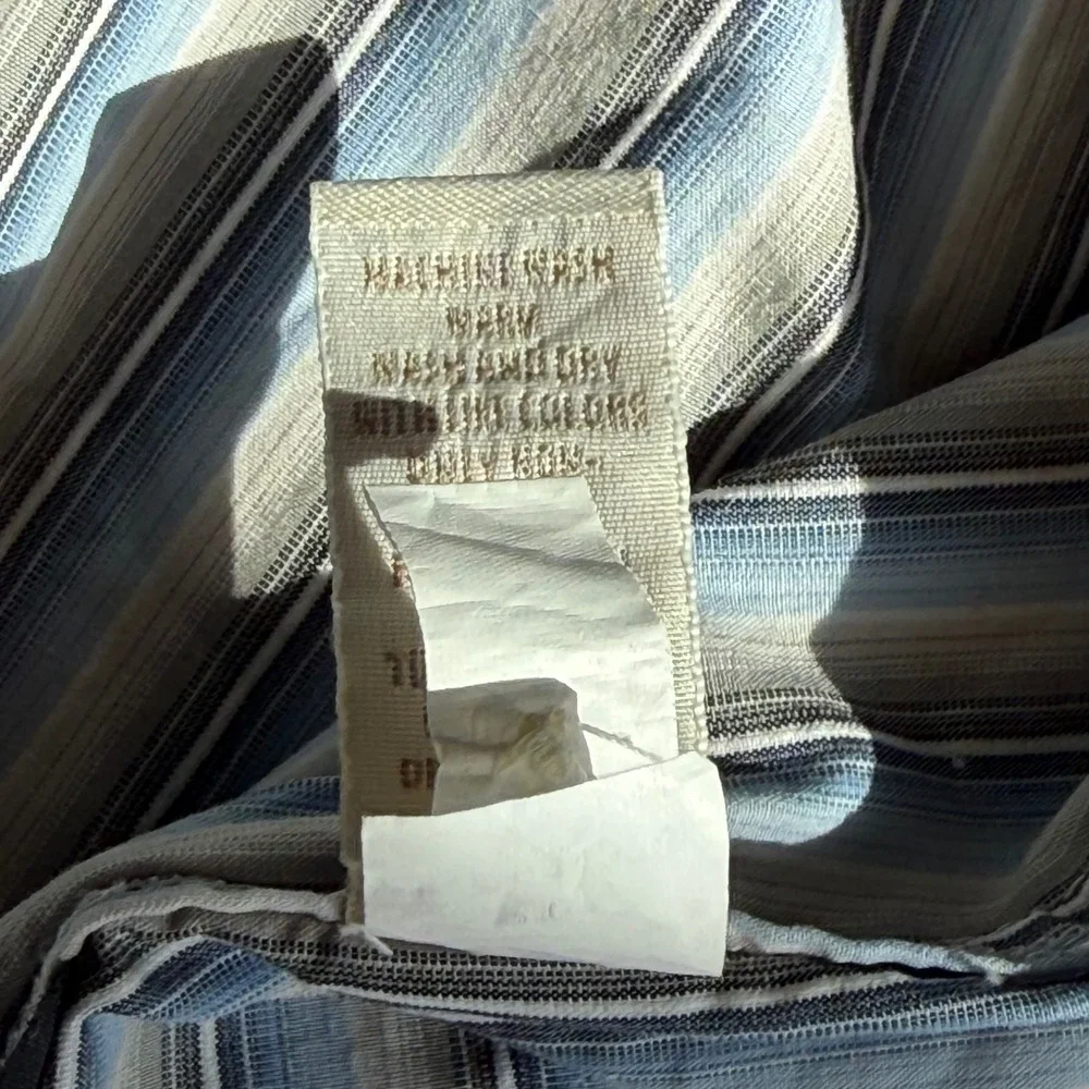 Banana Republic Mens XL Classic Fit Blue Striped Long Sleeve Button Down Shirt‎